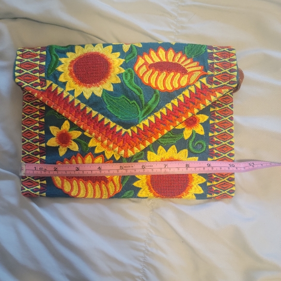 New Mexican embroidered purse from Chiapas Mexico - Picture 6 of 7